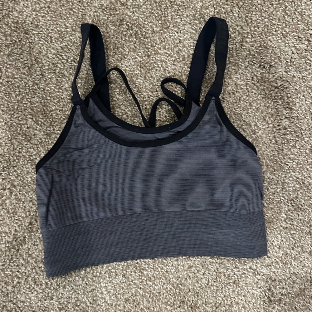 Sports bra